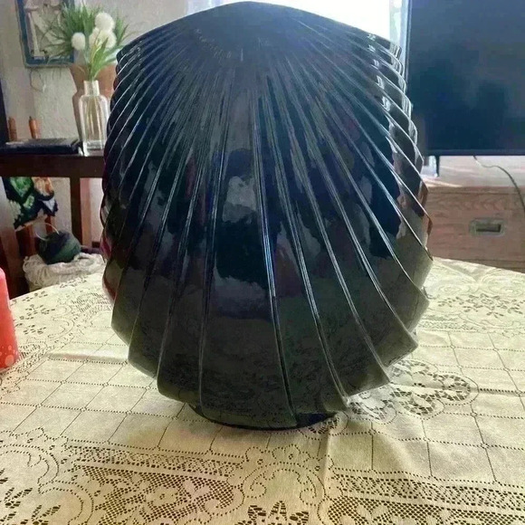 Art Deco Large Vintage Black Vase - Picture 4 of 9